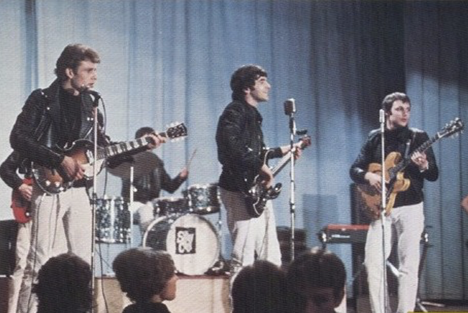 Band in Stardust